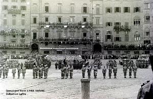 CAMPAGNE D ITALIE 1944 SIENNE  14 JUILLET   (4)